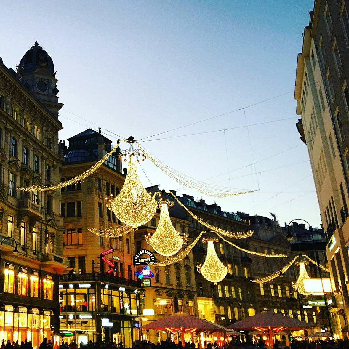 Christmas Lights in the Streets of Vienna – Die Wiener Weihnachtsbeleuchtung